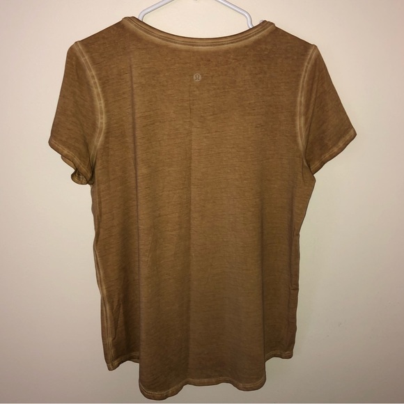 Women’s Lululemon Burnout Mustard Tee - Picture 2 of 2